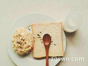 早上适合学生吃的早餐有哪些_学生早上适合吃什么早餐